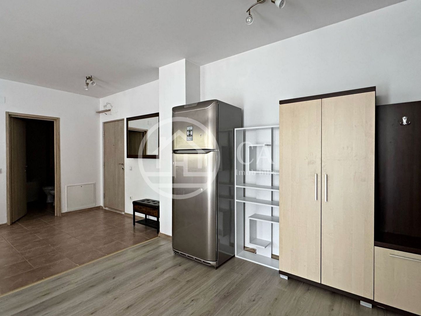 Apartament cu 3 camere de inchiriat in zona Nufarul, Oradea - Poză 4