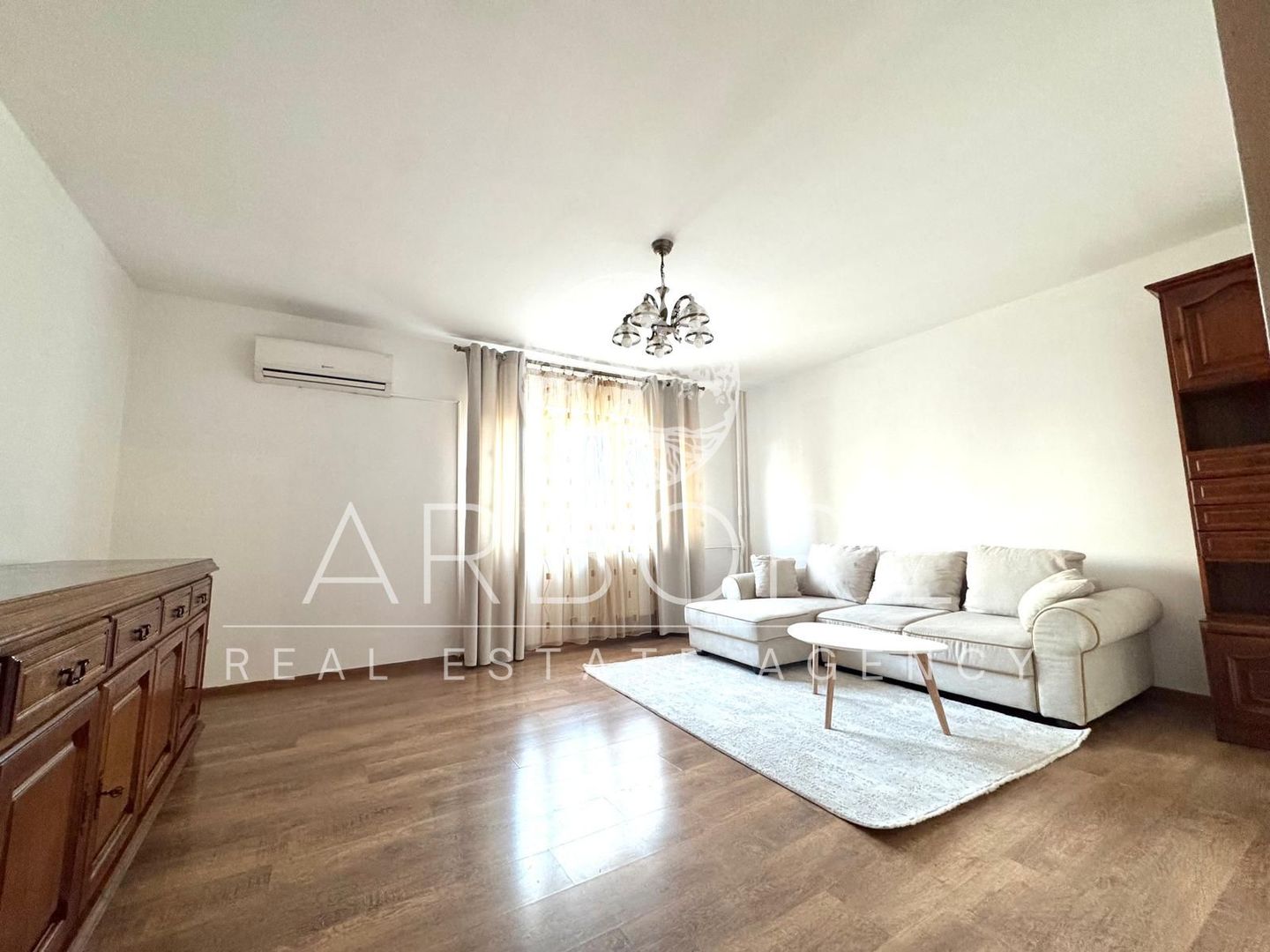 Apartament 3 camere de închiriat–Loc de parcare inclus - Poză 9