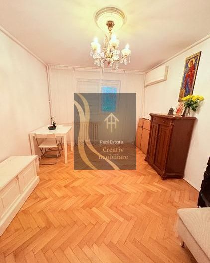 De vânzare apartament decomandat - Poză 14