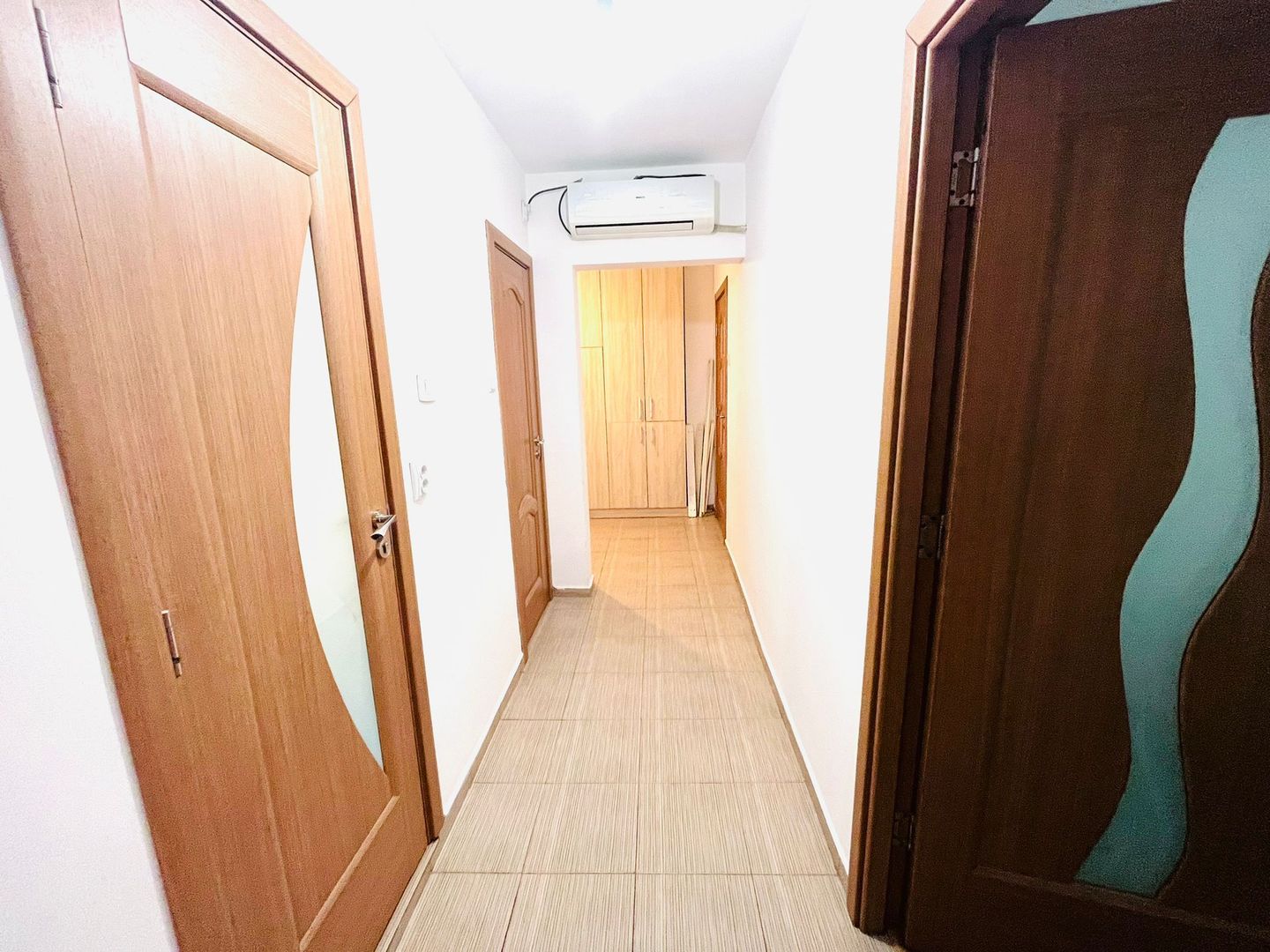 APARTAMENT MODERN RENOVAT DECOMANDAT BLOC 1984 - Poză 4