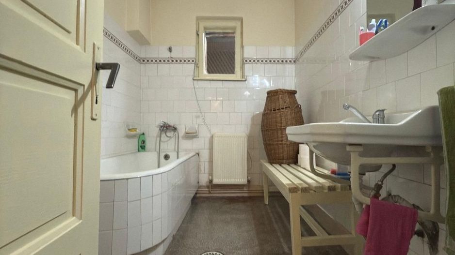 Zona Caraiman, Târgoviște! Casă de vânzare - Poză 11