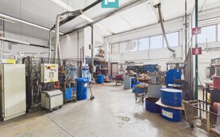 Hală de producție, cu birouri și teren, în Sebiș - Poză 71