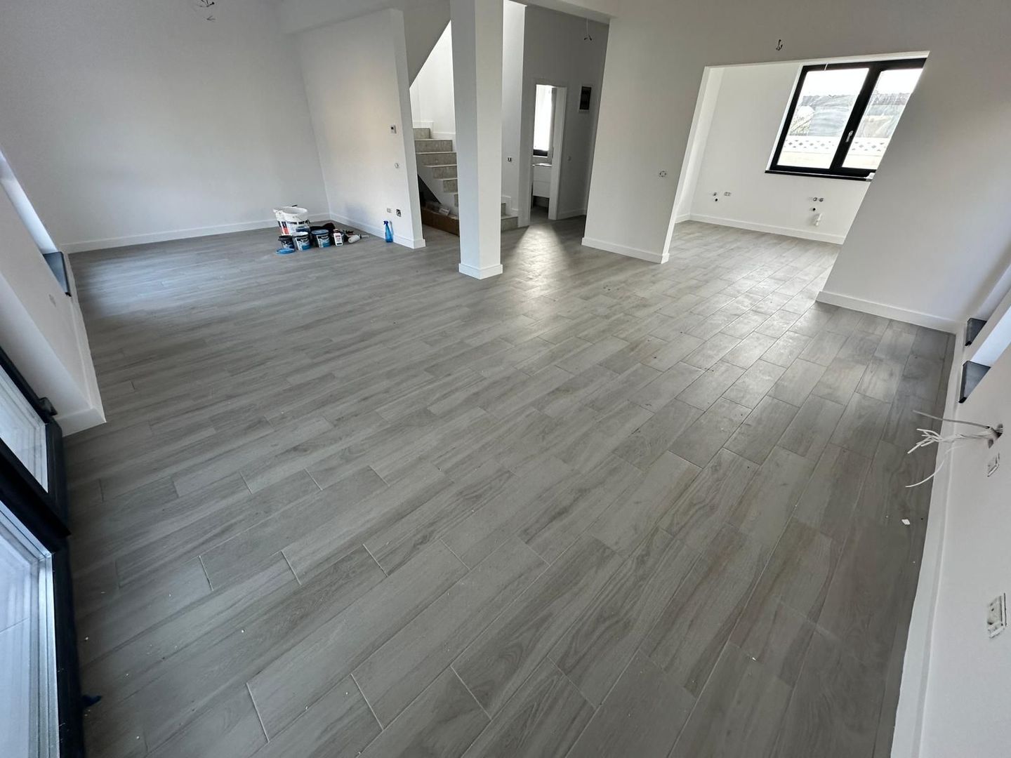 CASA SINGULARA, TOATE UTILITATILE, 4 CAMERE, TEREN 400 MP, COMISION 0% - Poză 3