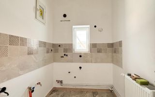 Spatiu comercial, 5 camere, 2 bai, 1 nivel Teren 392mp, Jucu de Mijloc - Poză 7