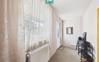 Casă cu 3 camere de vânzare în zona Bujac - Poză 6