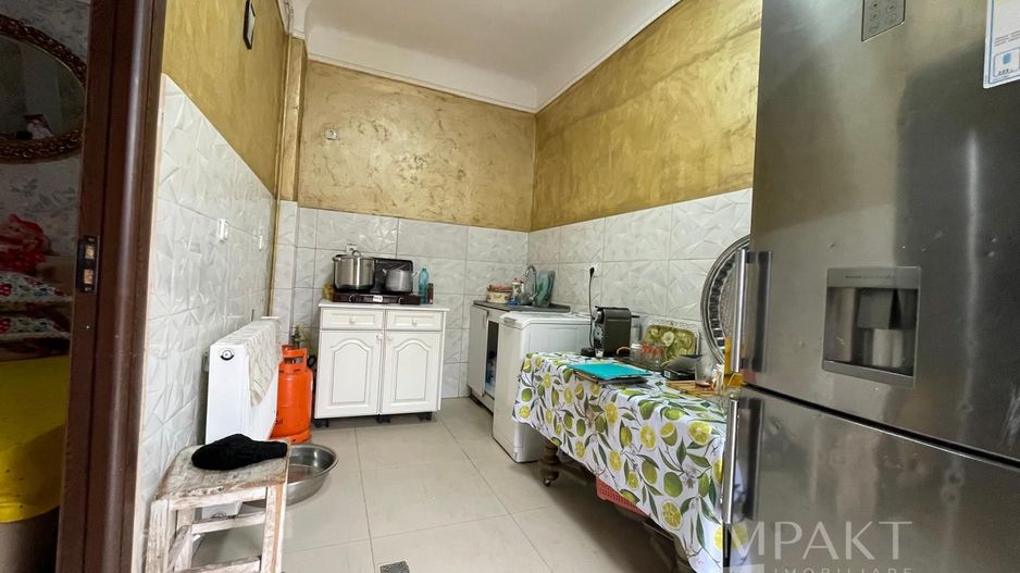 Casa Semicentrala cu Posibilitate de Mansardare! - Poză 8