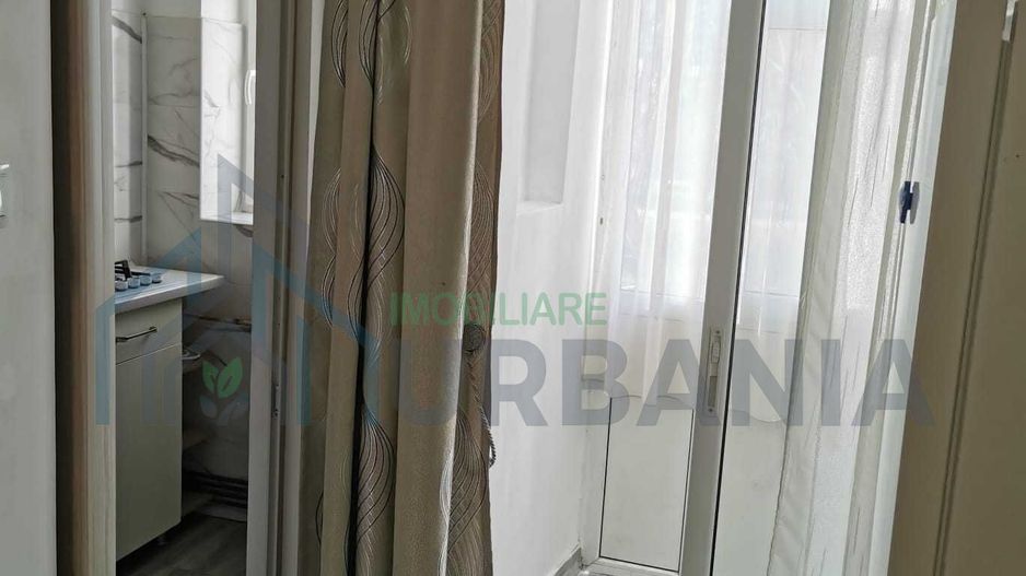 Garsonieră de închiriat în Galata, etaj 1, renovată - Poză 7