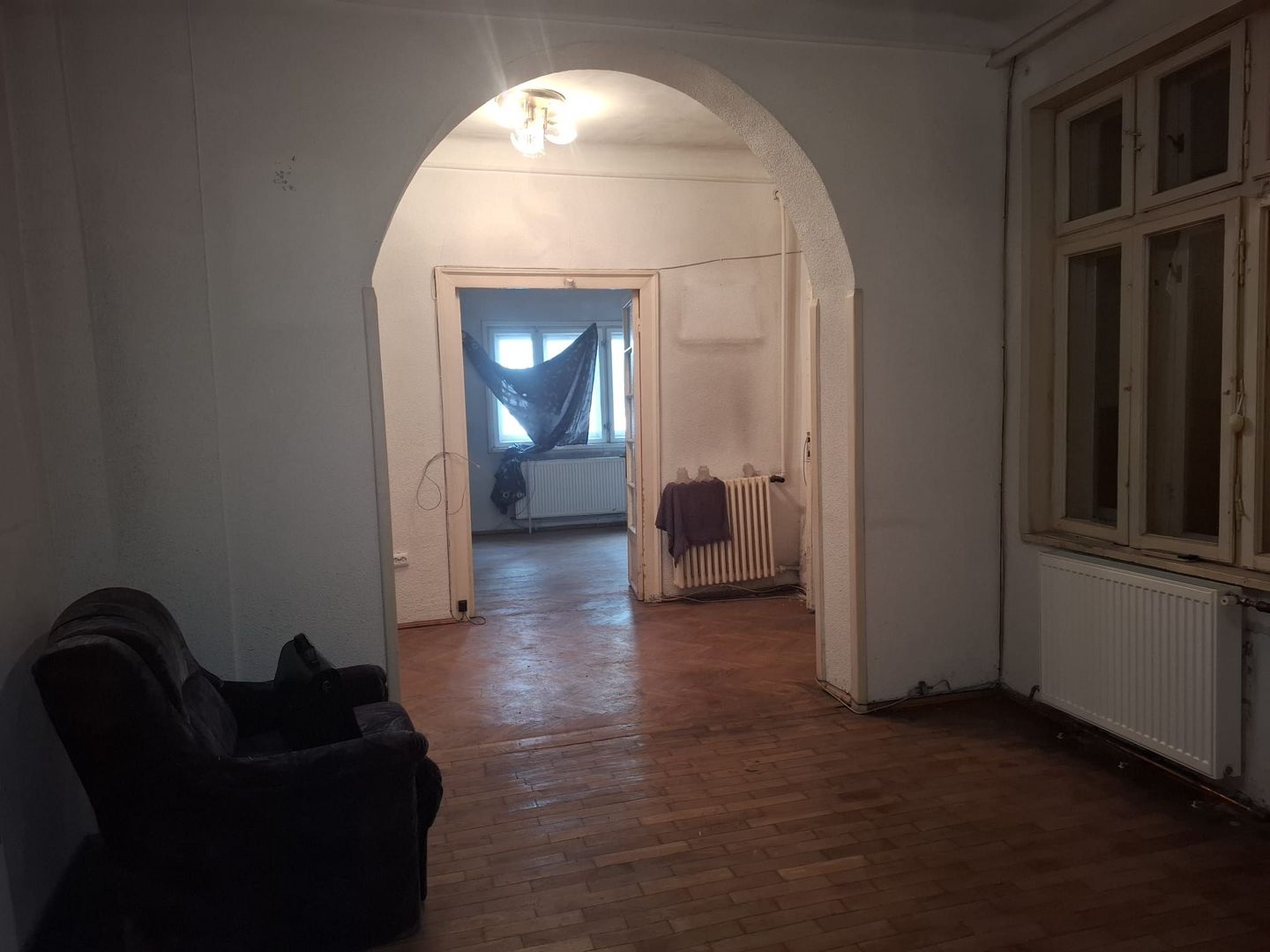 URGENT!, TEREN IN PROPRIETAE, RENOVATA IN 1996, NEGOCIABIL - Poză 5