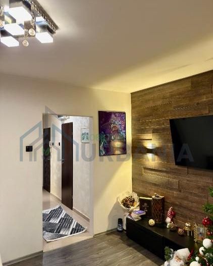 [#] Podu Roș - 2 camere - 50m2 - etaj 3/4 - Poză 9