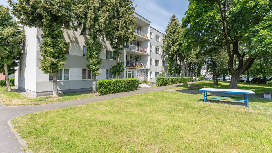 Garsonieră tip cameră de cămin 20 mp, in Astra, zona Metrom - Poză 1