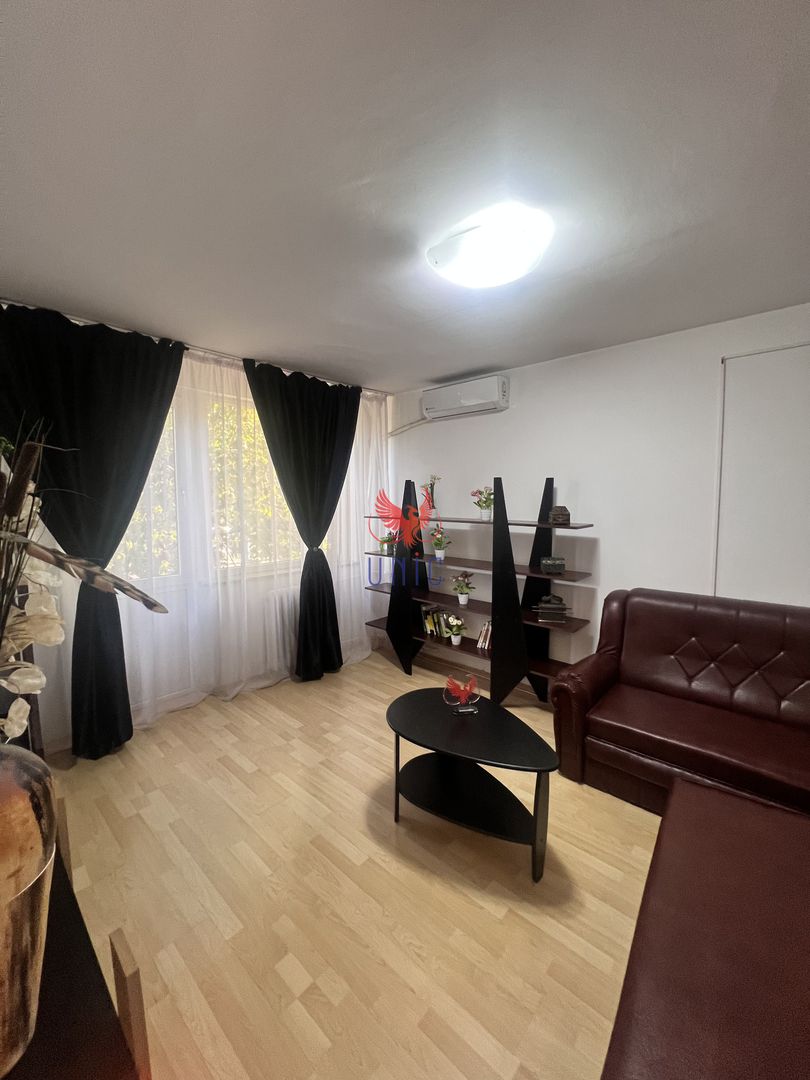 Decomandat, stradal, Calea Bucuresti etaj 1 - Poză 27