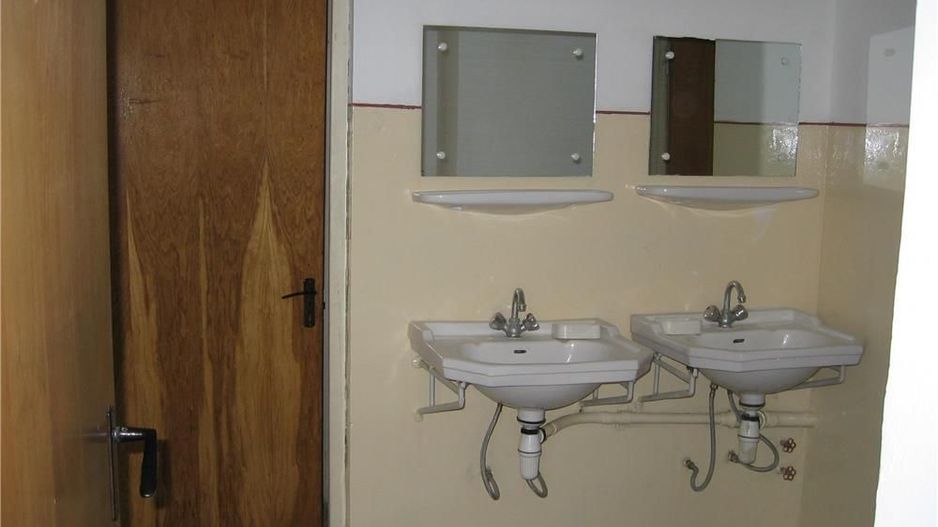 De vanzare Hala si Birouri Sector 6 Bucuresti - Poză 4