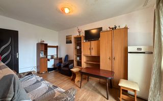 Garsoniera cu balcon, etaj intermediar, zona Meda - Poză 1