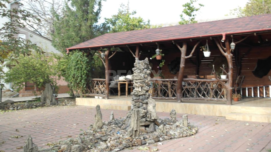 Restaurant pe prima linie Centru Mereni - Poză 4