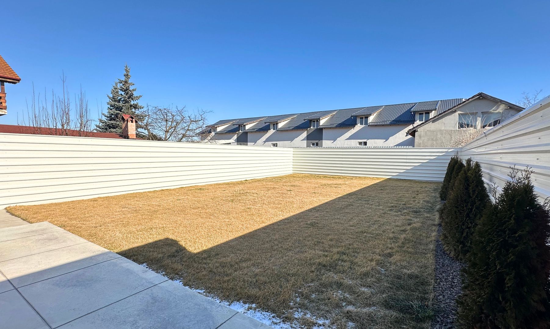 Casă smart de vânzare 4 camere Tehnologie premium Eficiență energetică ridicată - Poză 12