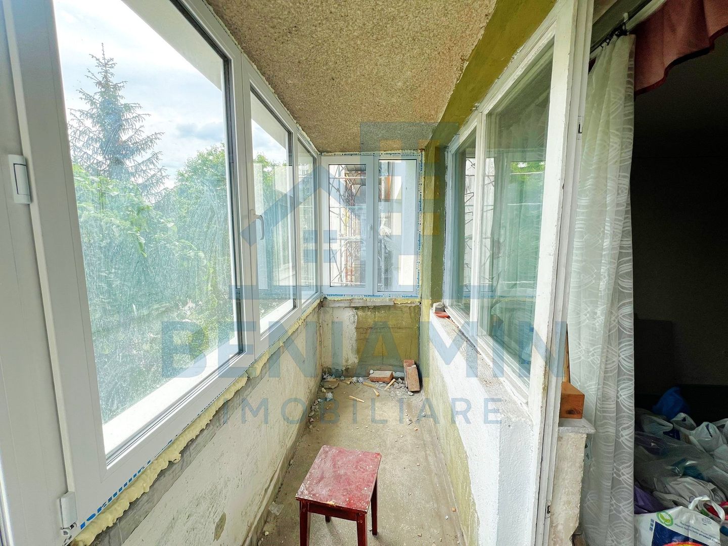 Apartament-2 Camere-48mp-CT- Etajul 2-Izolat-Bulevardul Saturn-Brasov - Poză 6