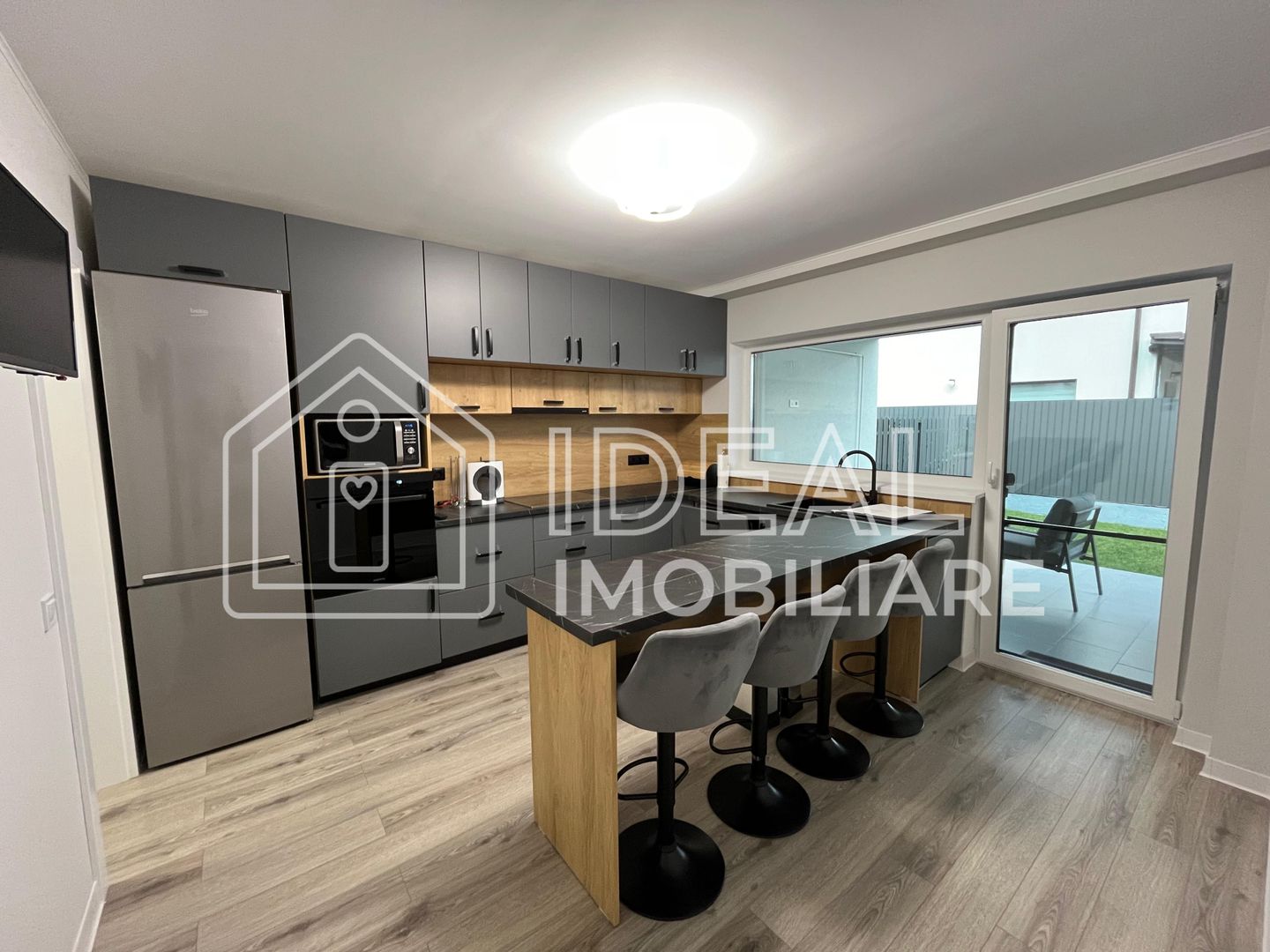 Casa moderna cu 4 camere de închiriat - Șelimbăr - Poză 6