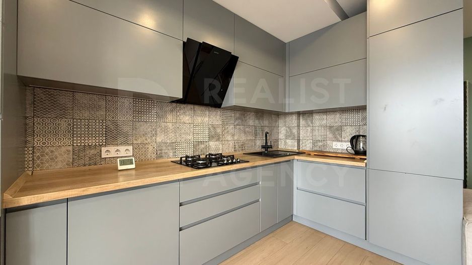 Chirie, apartament, 2 camere, str. Sprîncenoaia, Centru - Poză 1