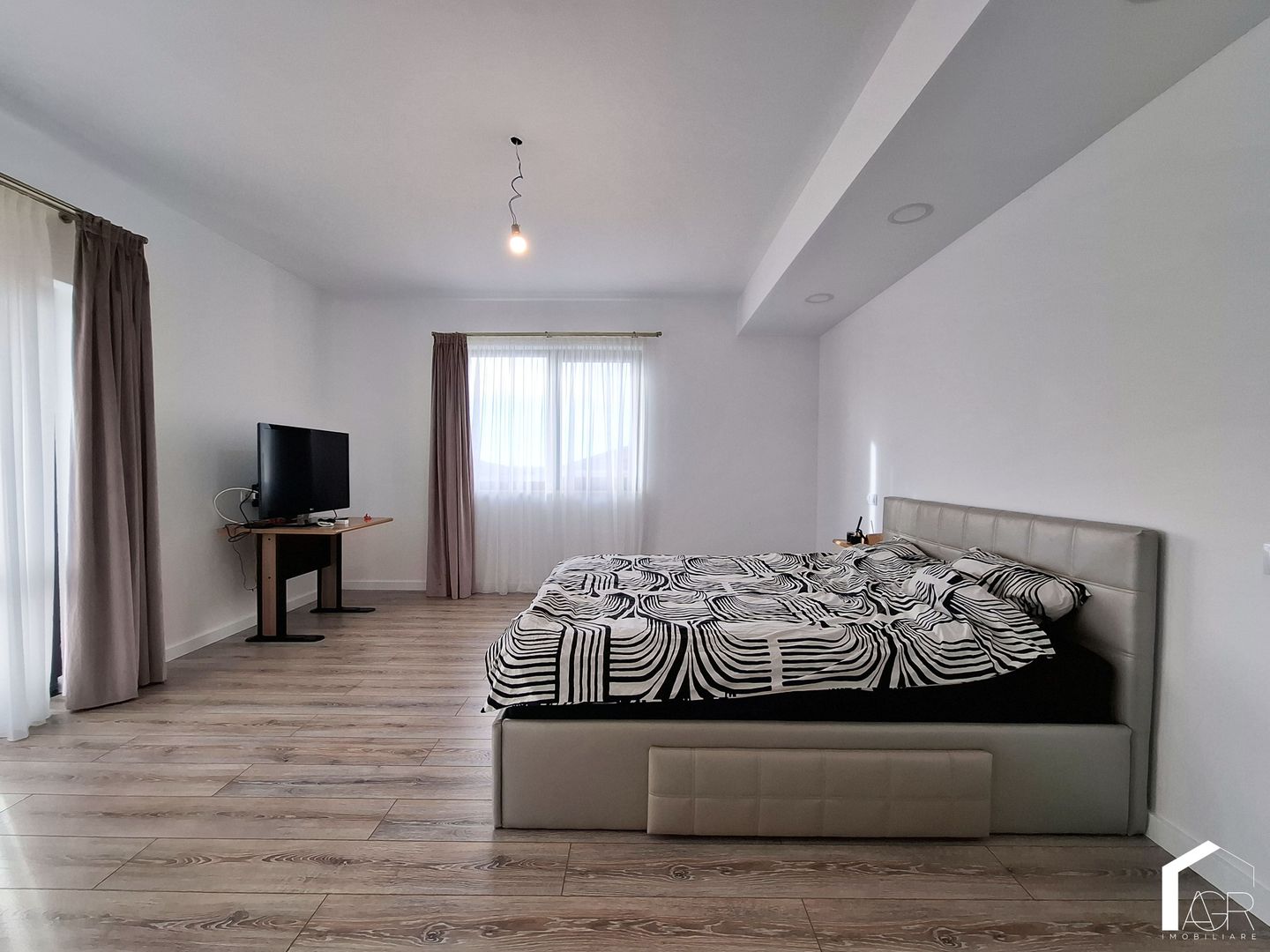 Vila cu 5 camere de vanzare, Paulesti - Poză 11