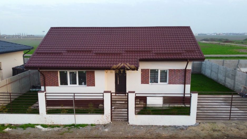 Casa parter cu 3 camere si teren 360 - comuna Berceni - Poză 3