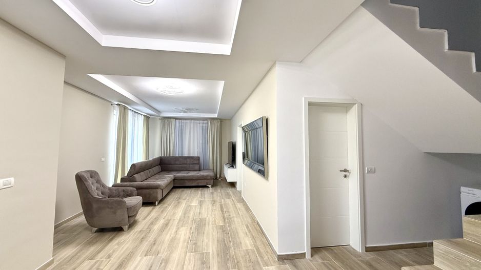 CASA TIP DUPLEX LA  PRIMA INCHIRIERE - Poză 2