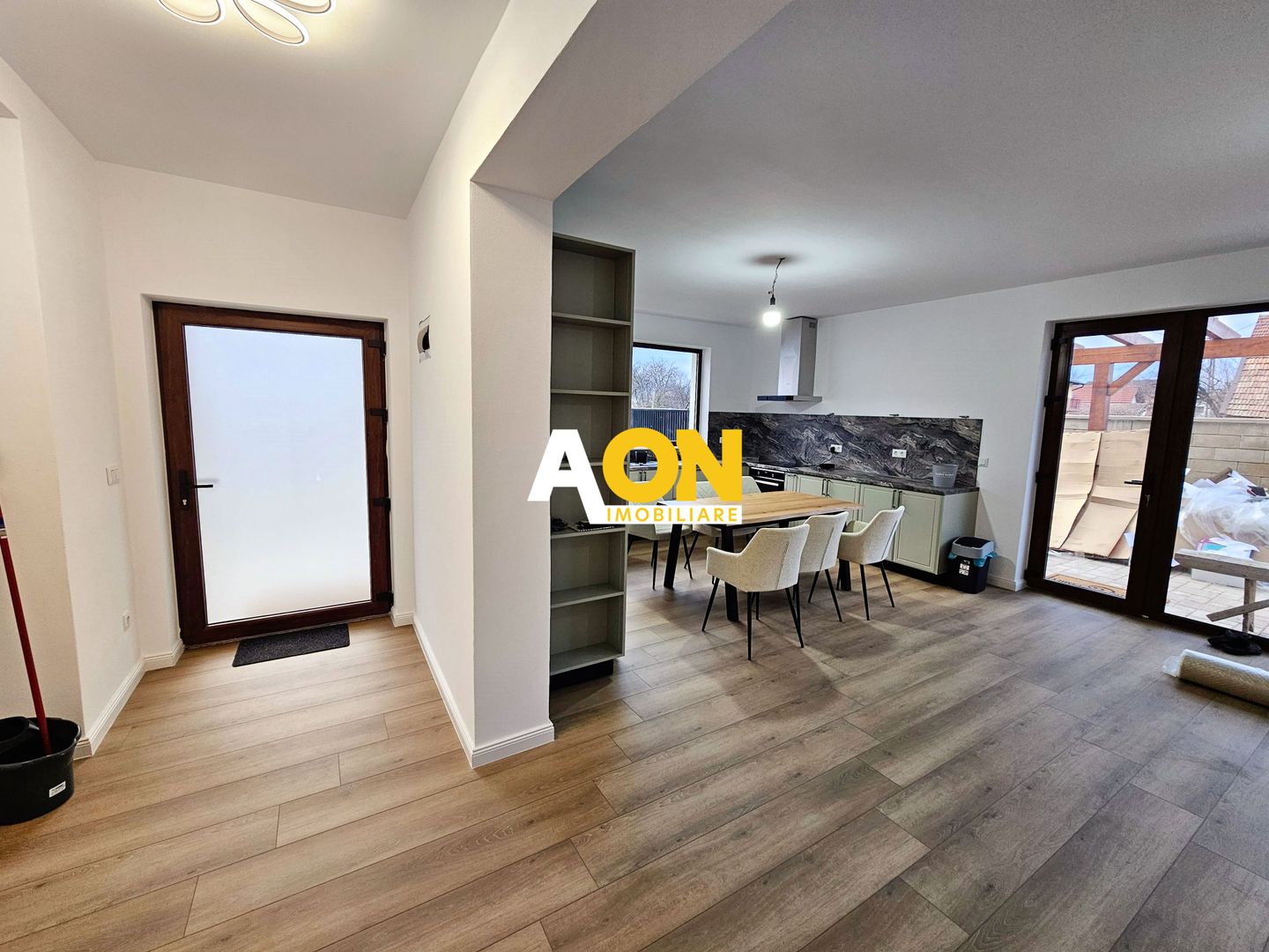 Casa nouă, mobilată, utilată, 4 camere, 393 mp teren, Bărăbanț - Poză 13
