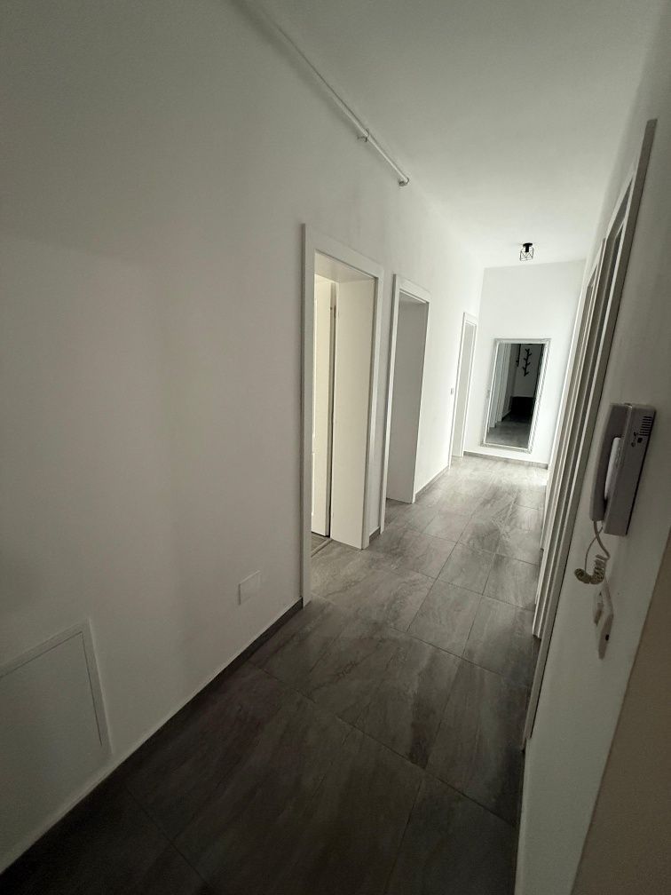 Giroc-Aleea cu plopi | 2 Camere + Terasa 17 mp  | Bucatarie inchisa | Etaj 1 - Poză 2