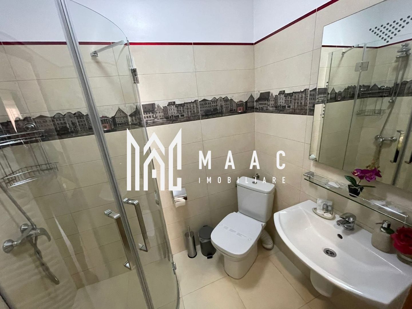 Casă cu 4 camere de vânzare | zona Ultracentrala - Poză 9