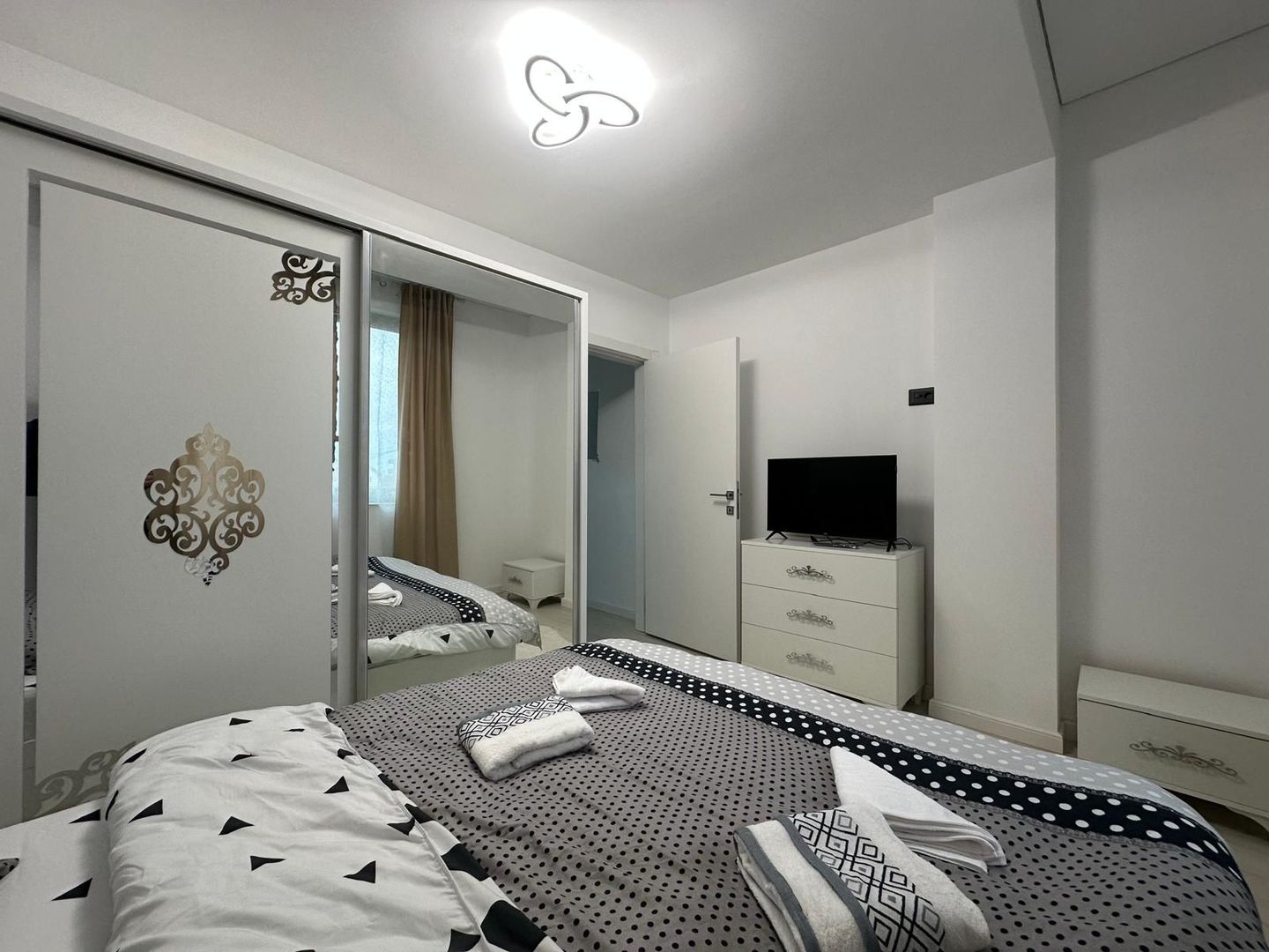 Apartament de inchiriat Navodari Zona Cherhana - Poză 6