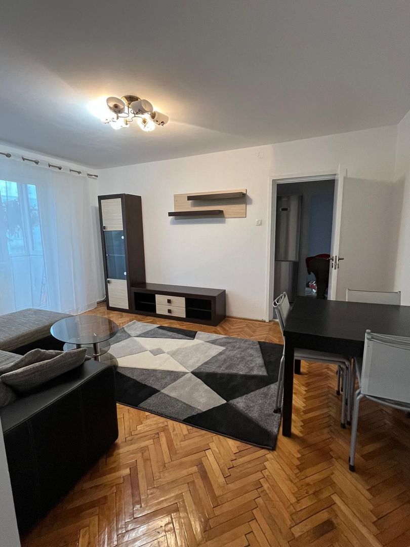 Apartament cu 3 camere mobilat,cartier Astra-Neptun - Poză 3