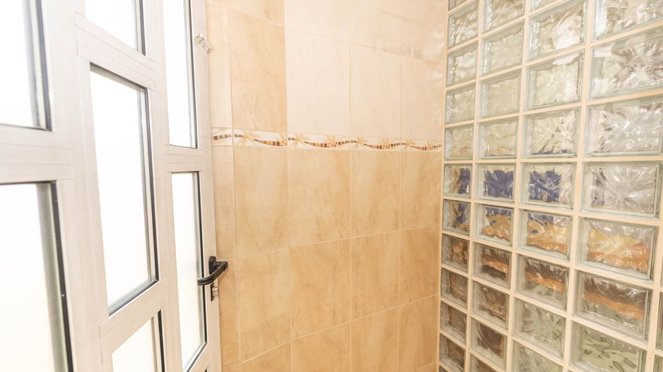 Apartament cu 3 camere de inchiriat, 69 mp utili, Mall Vitan - Poză 18