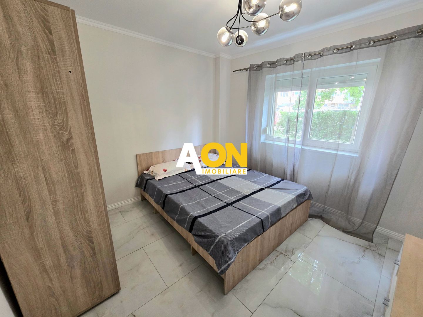Apartament cu 3 Camere, Complet Mobilat, Zona Liceului Sportiv - Poză 4