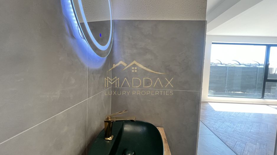 Vilă **6 camere  **451mp // Zona Iancu Nicolae - Poză 67