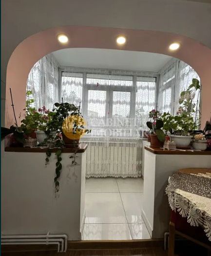3 Camere Renovat - Etaj 2 - Zona Alexandru Cel Bun - Poză 7