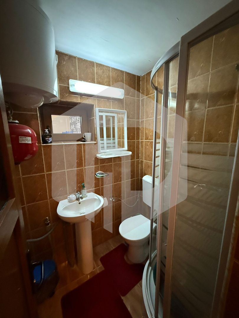 Casa individuala } Orlat | 250 mp Teren | Terasa inchisa - Poză 10