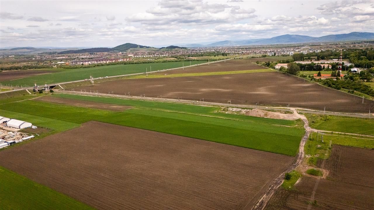 Teren intravilan, 10.000 mp, Grivitei, Brasov - Poză 5