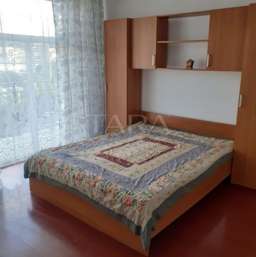 Vând apartament 2 camere – Baciu, zona Petrom - Poză 1