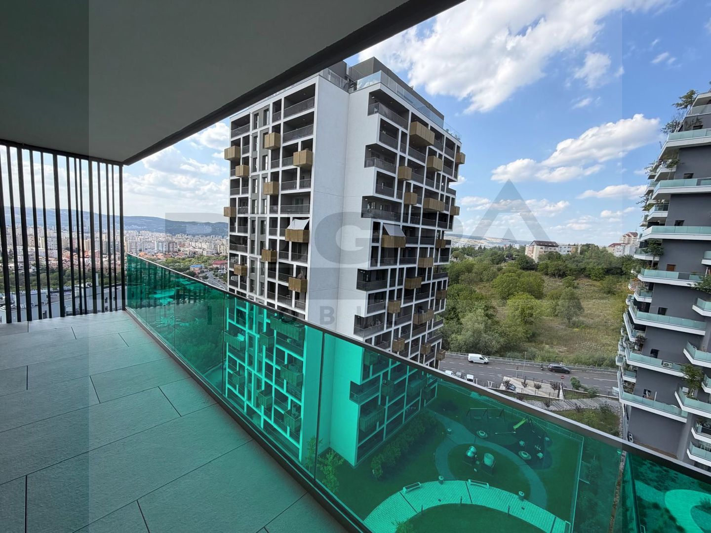 Apartament 3 camere modern, prima inchiriere, garaj, zona Golden Tulip - Poză 9