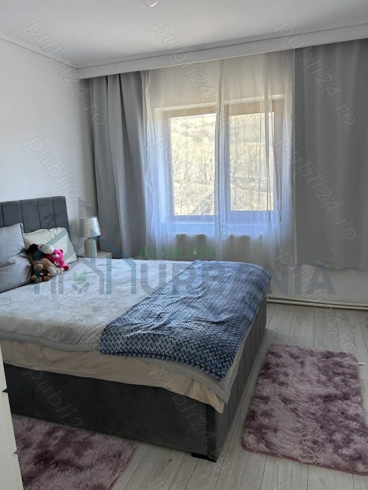 Casă modernă și spațioasă, gata de mutat 6400 mp teren, terase și garaj 399.000 - Poză 5