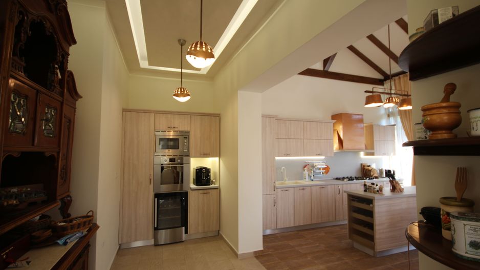 Vila frumoasa de vanzare in zona Balcescu! - Poză 31