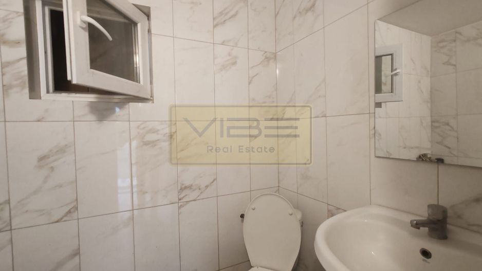 Apartament decomandat 1 Camera -Tg Cucu - Poză 6