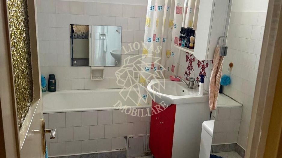 Apartament decomandat 3 camere 81,4 mp+balcon- Zona Str. Nasaudului - Poză 5