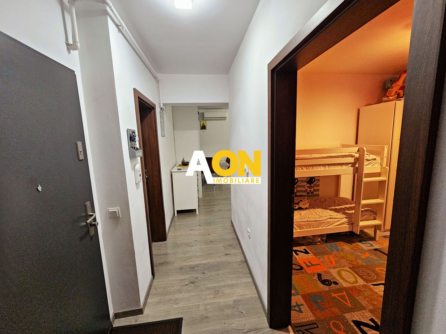 Apartament 3 camere, 2 balcoane, mobilat, utilat, etaj 2, bloc nou - Poză 5