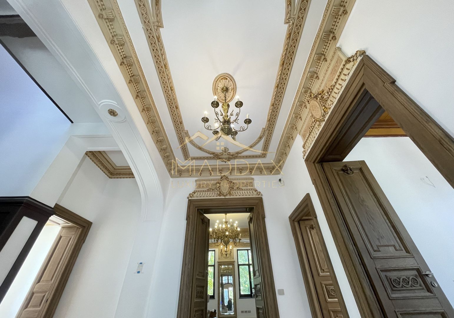 Masterpiece Heritage Villa***18 rooms//DOWNTOWN BUCHAREST - Poză 6
