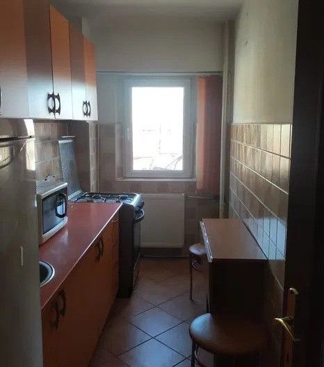 GARSONIERA  SPATIOASA ZONA VITAN - Poză 3