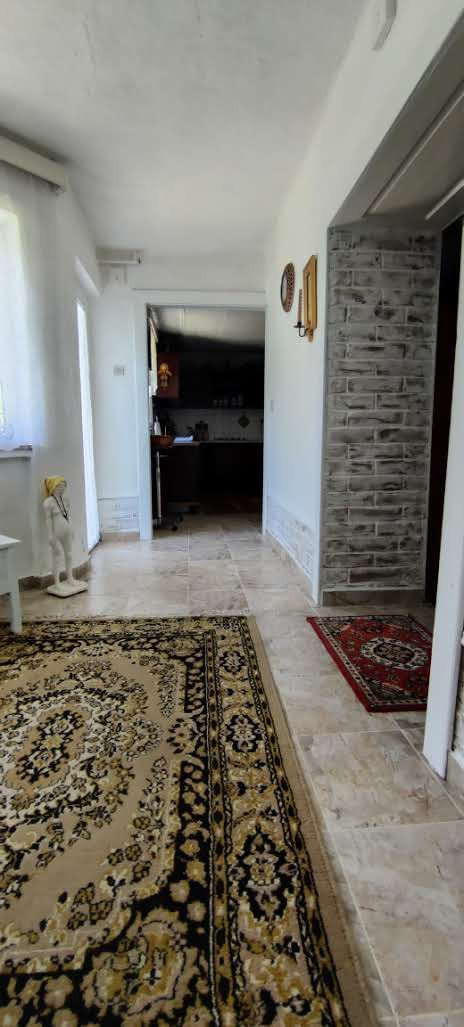 CASA RECAS CU 1438 MP TEREN - Poză 2