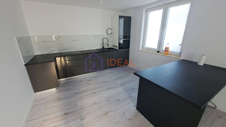 Casa Individuala LA CHEIE cu 250 mp utili, zona Strand - Poză 10