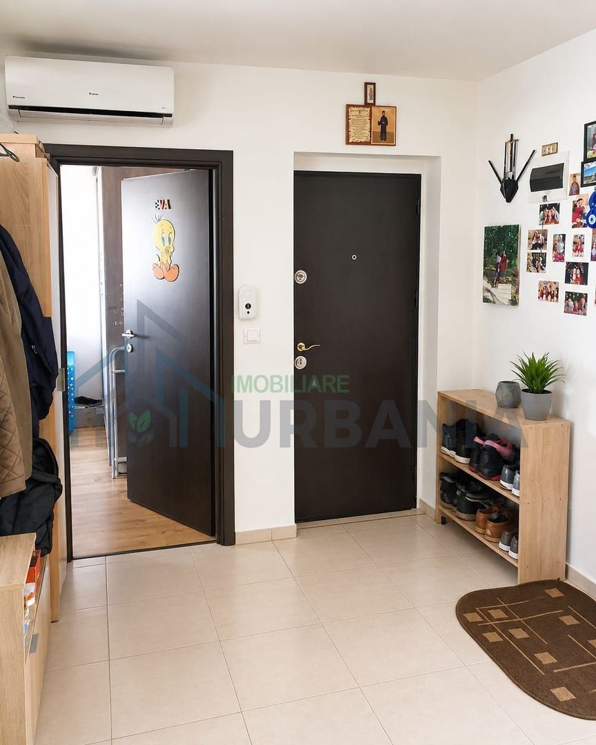 Apartament decomandat3 camere Iași Valea Adâncă  60mp,boxă și 2 locuri de parcare - Poză 1