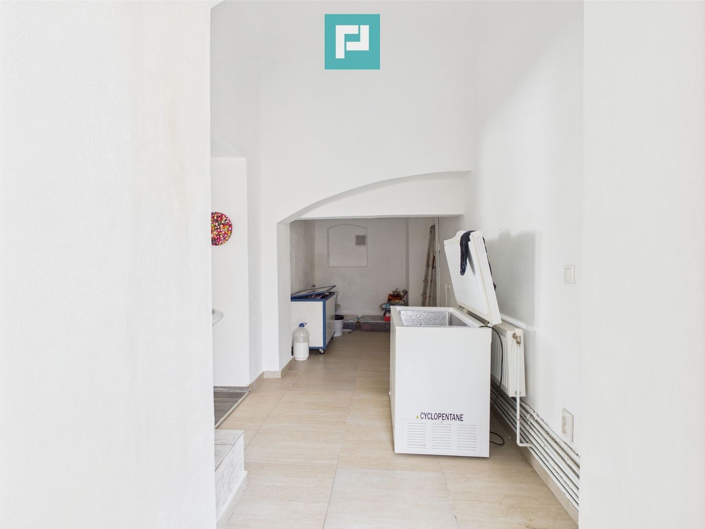 Casă cu 6 camere în zona Central - Poză 5