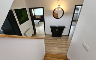 Casa individuala garaj pivnita curte mare - Poză 3